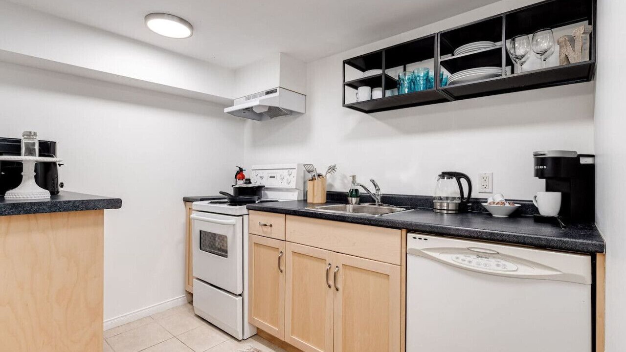 Photo of Kitchen in Trinity - Bellwoods