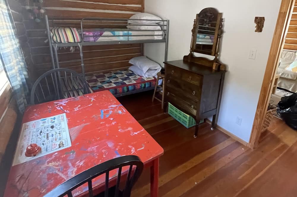 Photo of Bedroom in Schreiber