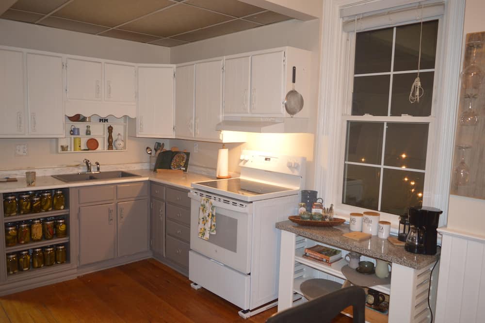 Photo of Kitchen in Whitewater Region