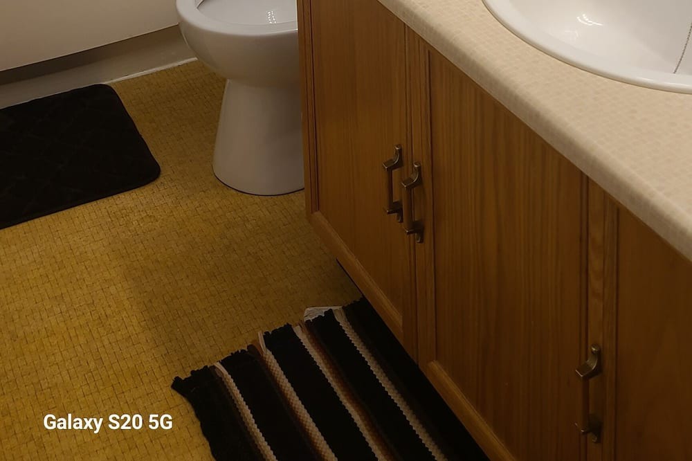 Photo of Bathroom in Orleans Village - Chateauneuf