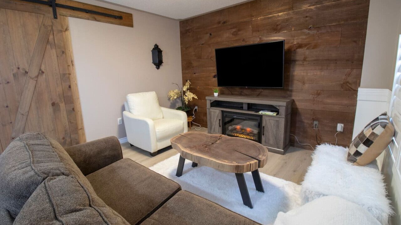 Photo of Livingroom in Midland