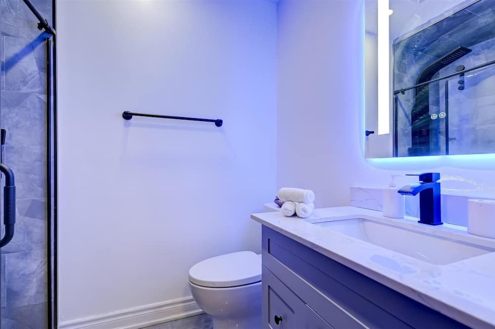 Photo of Bathroom in Markham