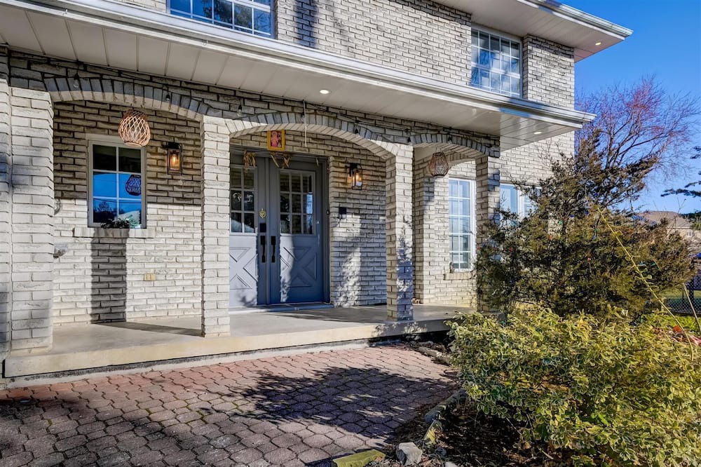 Photo of Outdoor in Markham