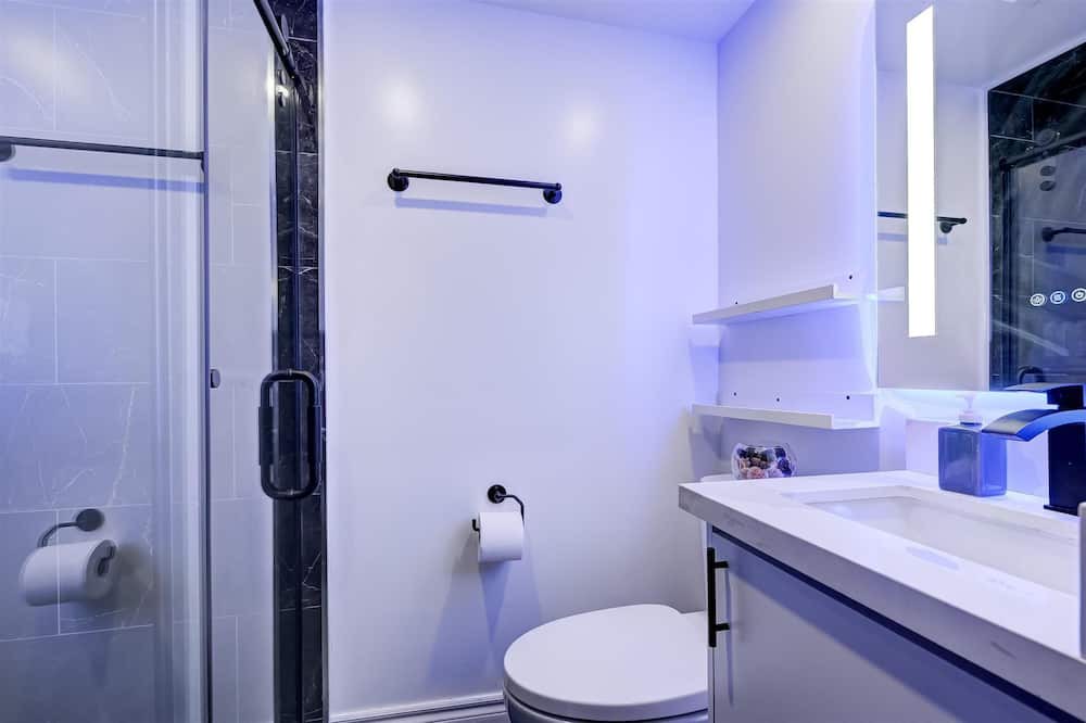 Photo of Bathroom in Markham