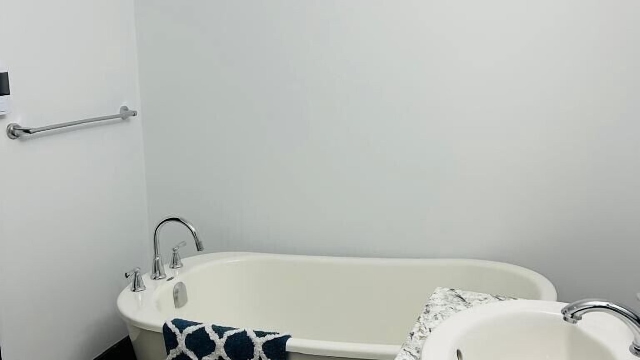 Photo of Bathroom in Kenora