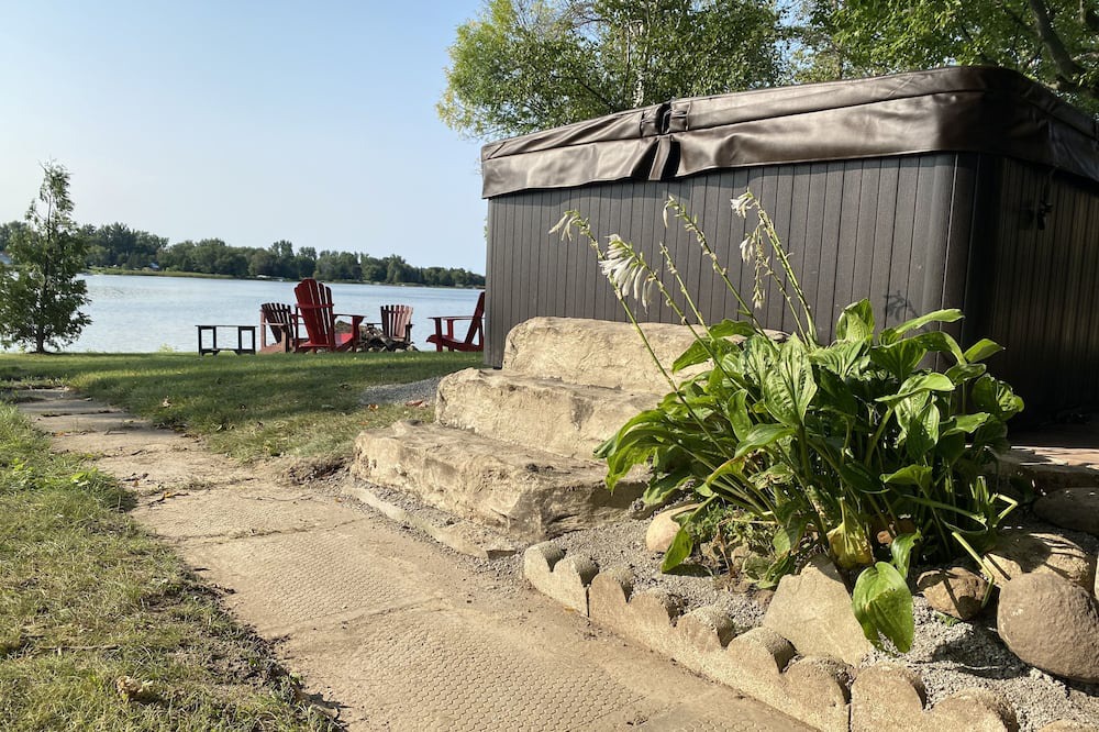 Photo of Outdoor in Janetville