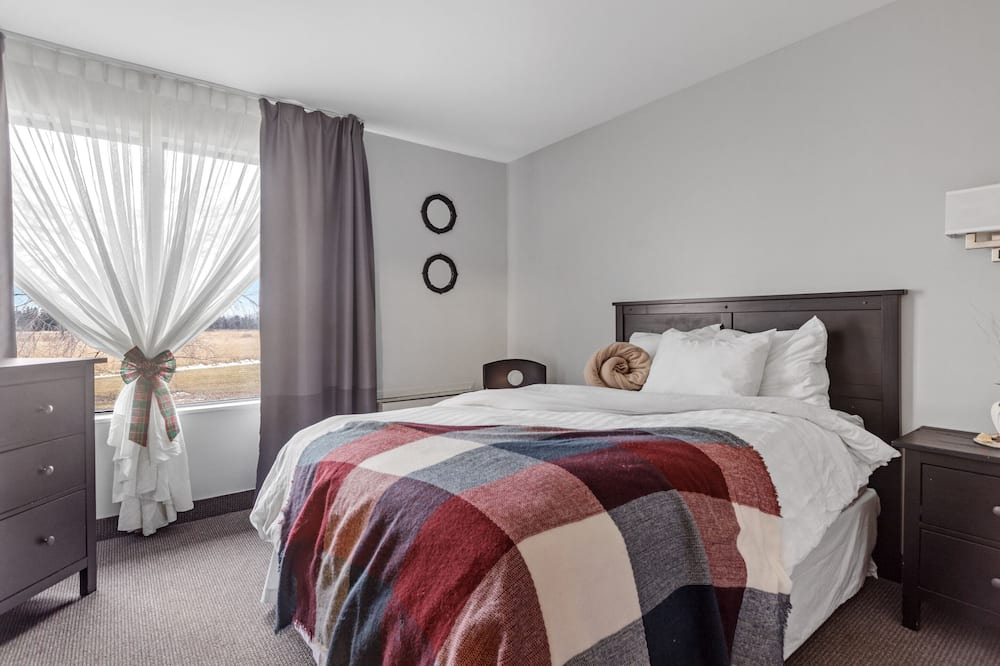 Photo of Bedroom in Casselman