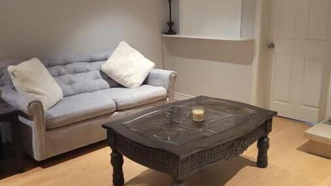 Photo of Livingroom in Fort Erie