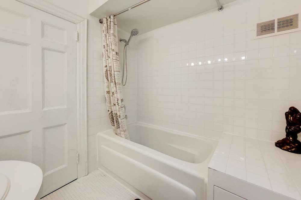 Photo of Bathroom in Midtown Toronto