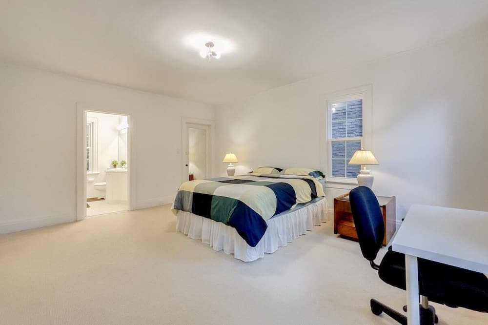 Photo of Bedroom in Midtown Toronto