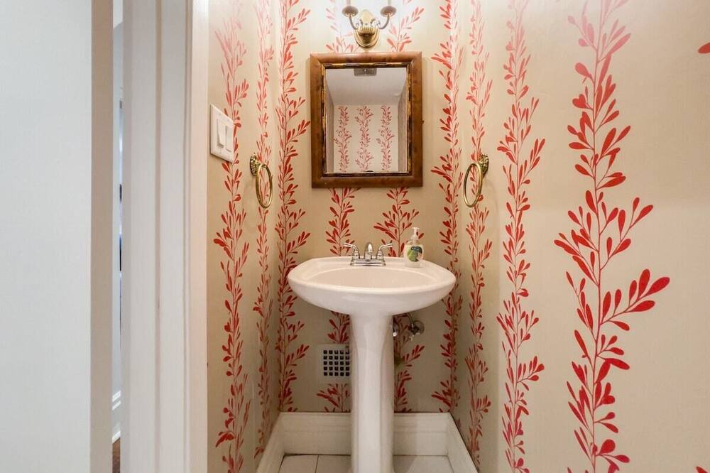 Photo of Bathroom in Midtown Toronto
