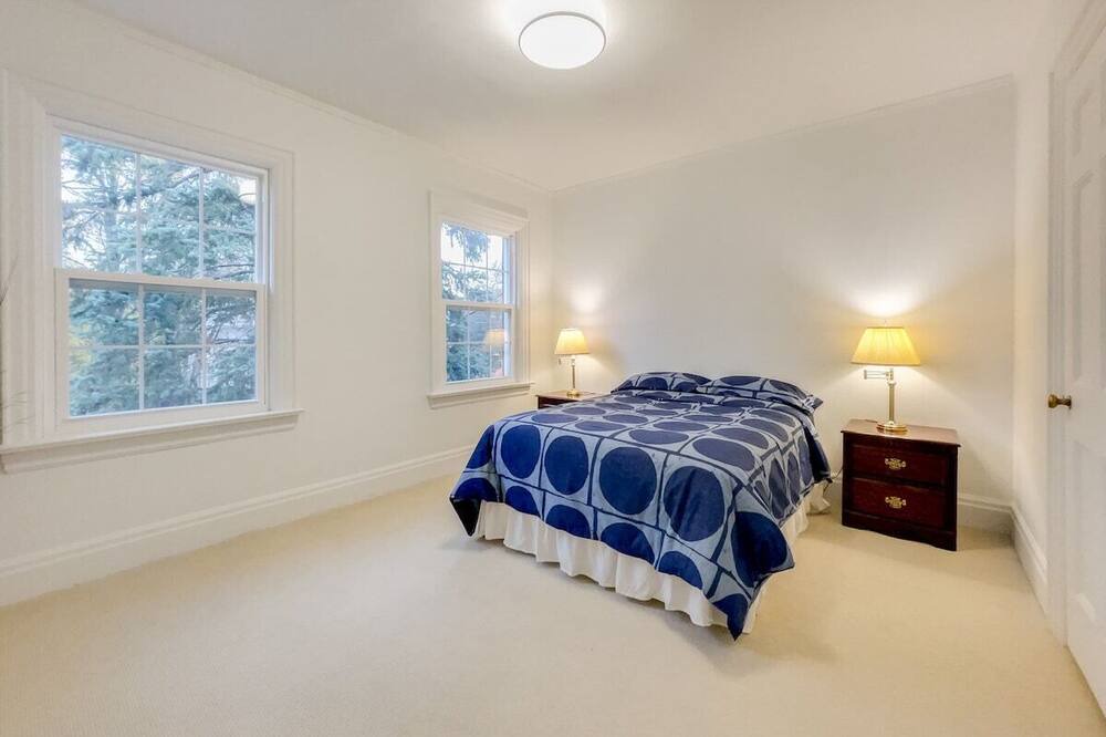 Photo of Bedroom in Midtown Toronto