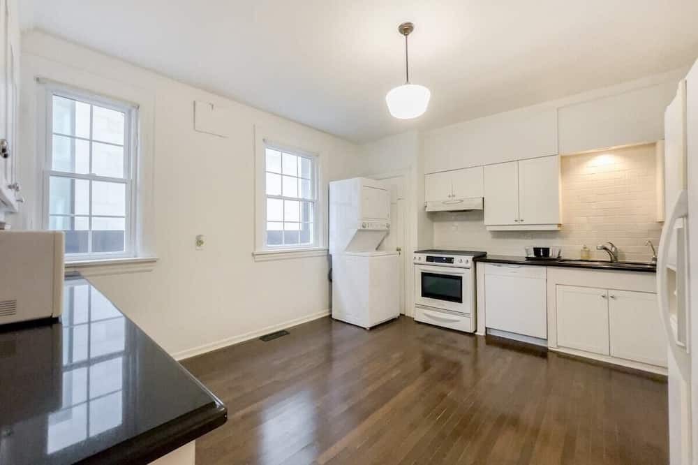 Photo of Kitchen in Midtown Toronto