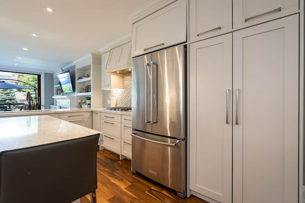 Photo of Kitchen in Yonge and Lawrence