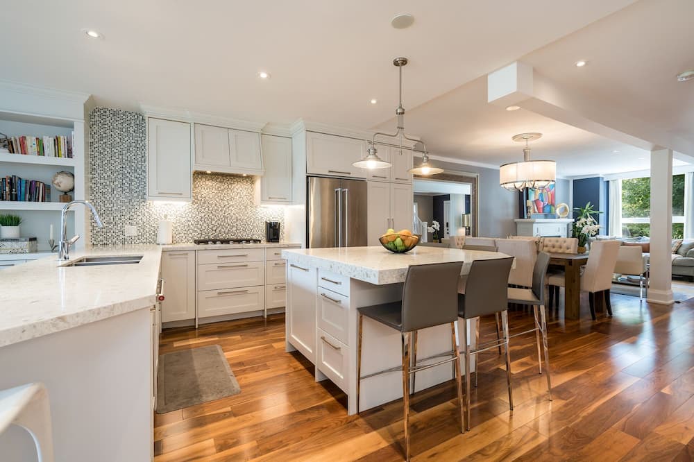 Photo of Kitchen in Yonge and Lawrence