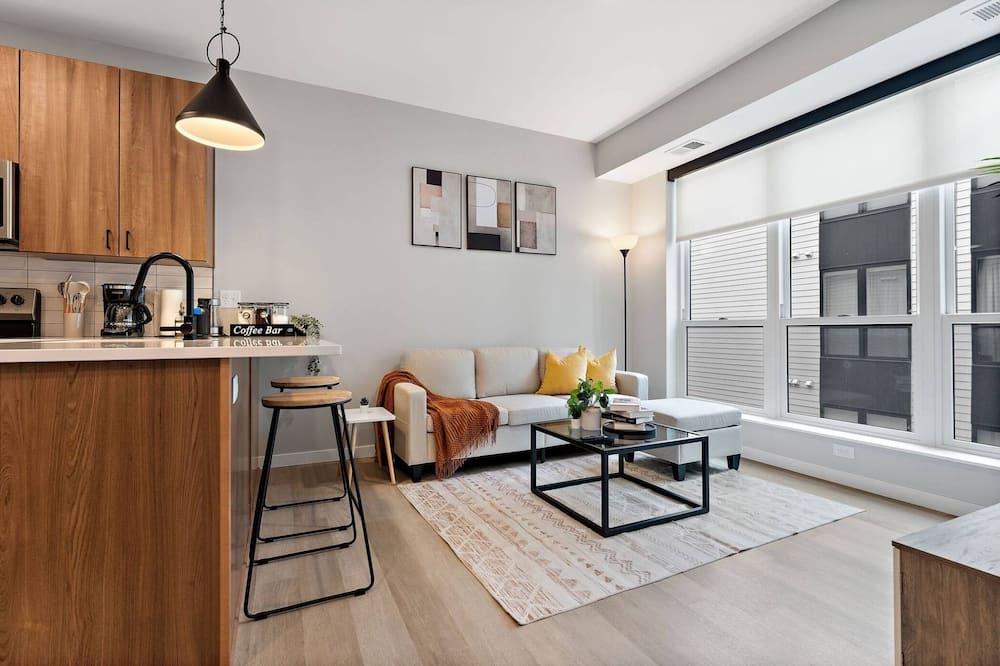 Photo of Livingroom in St. Anthony West