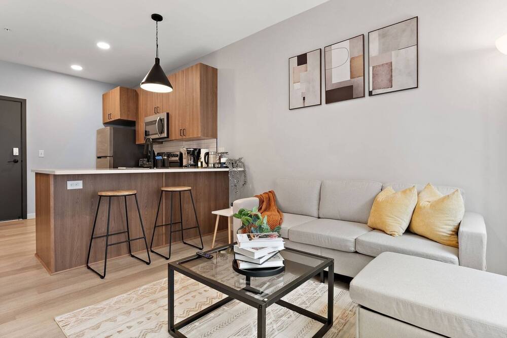 Photo of Livingroom in St. Anthony West