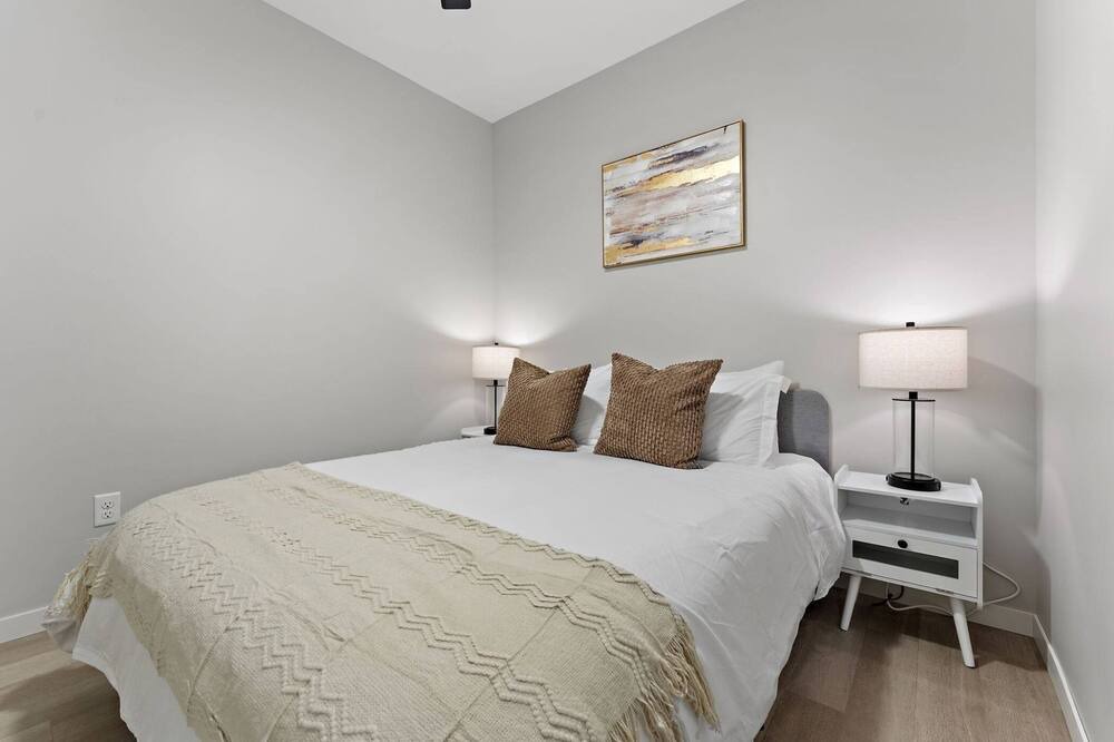 Photo of Bedroom in St. Anthony West
