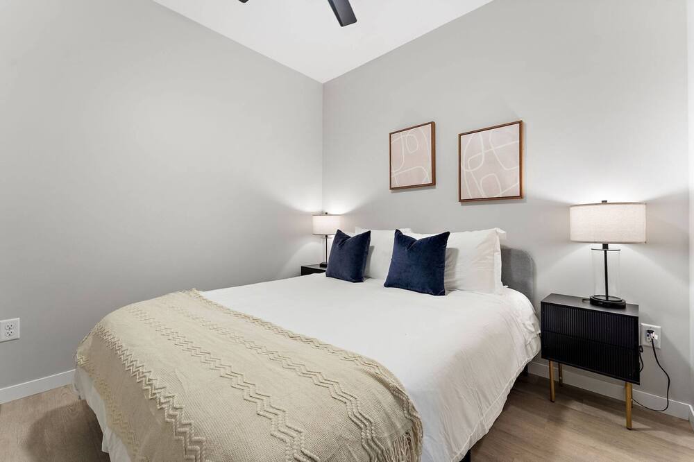 Photo of Bedroom in St. Anthony West