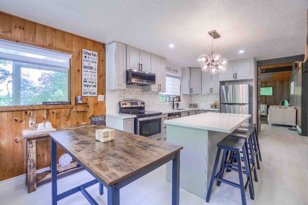 Photo of Kitchen in Coboconk