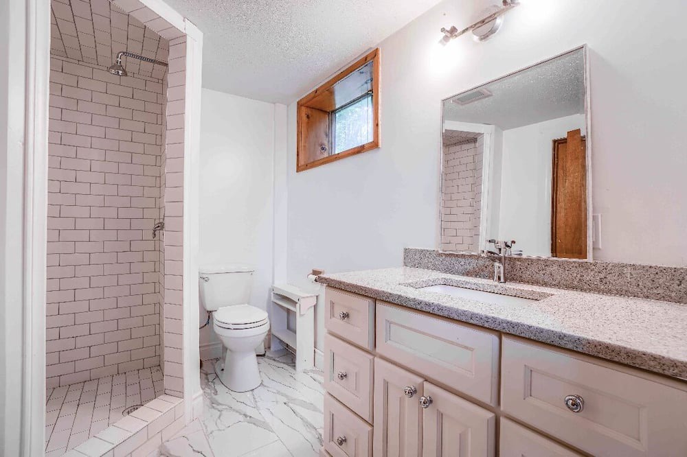 Photo of Bathroom in Coboconk