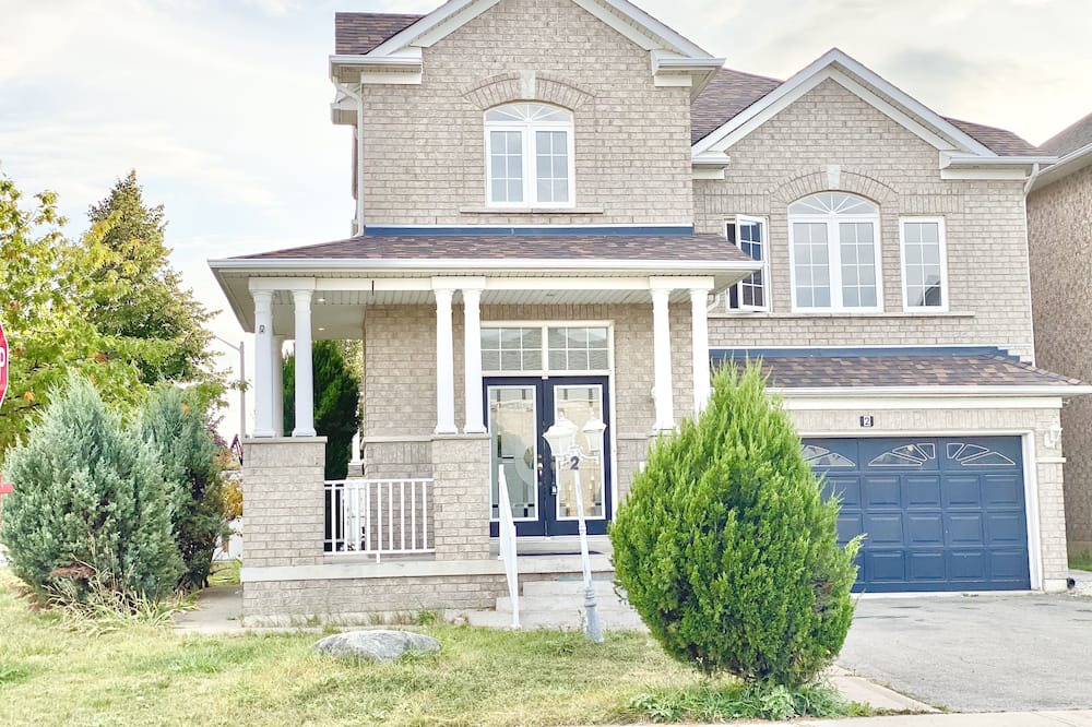 Photo of Outdoor in Brampton