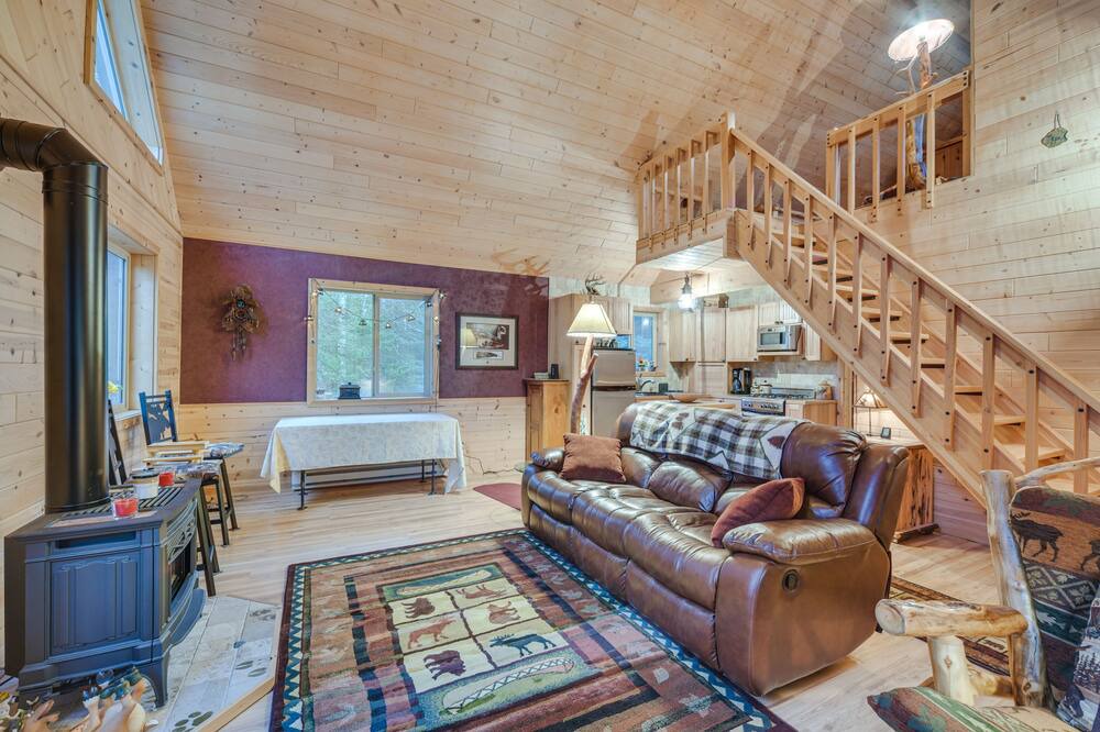 Photo of Livingroom in Barnum