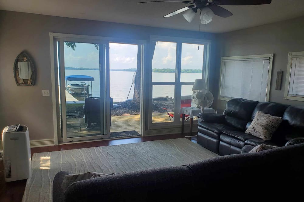 Photo of Bedroom in Chisago City