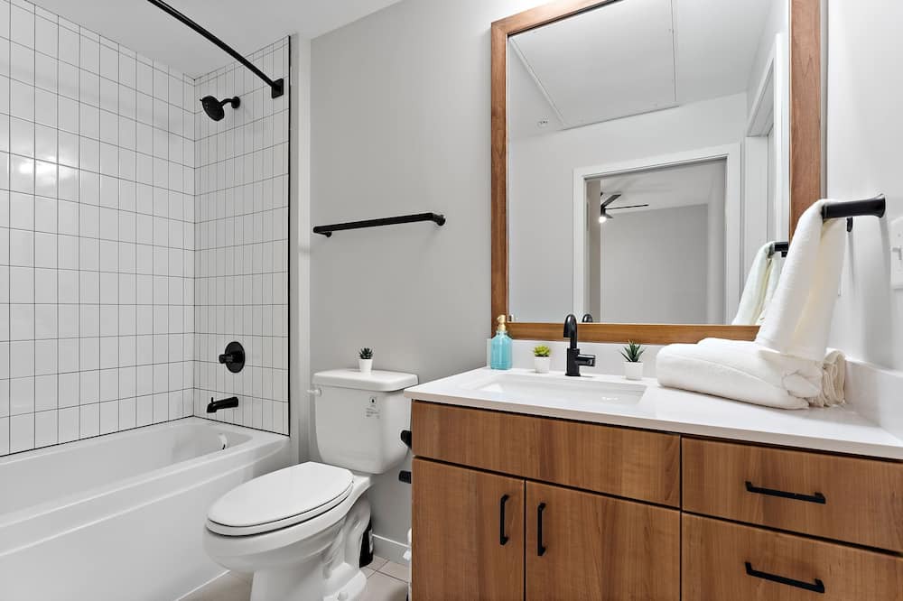 Photo of Bathroom in St. Anthony West