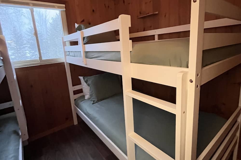 Photo of Bedroom in Omemee