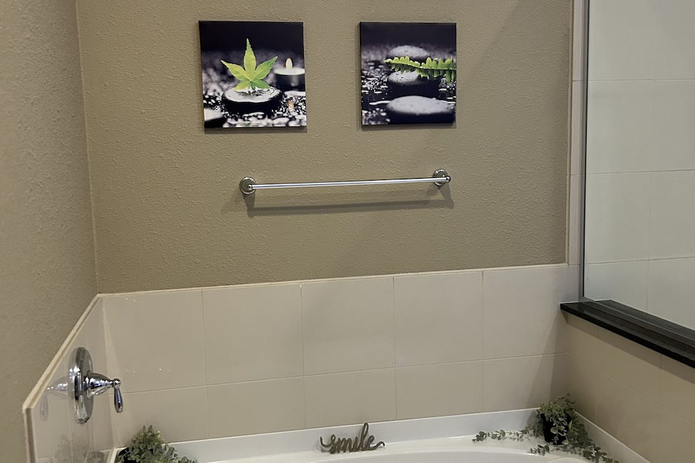 Photo of Bathroom in West Bloomington