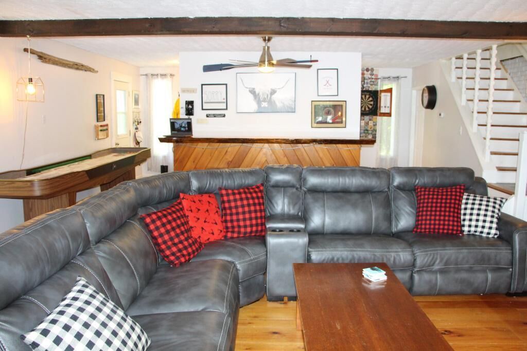 Photo of Livingroom in Irondale