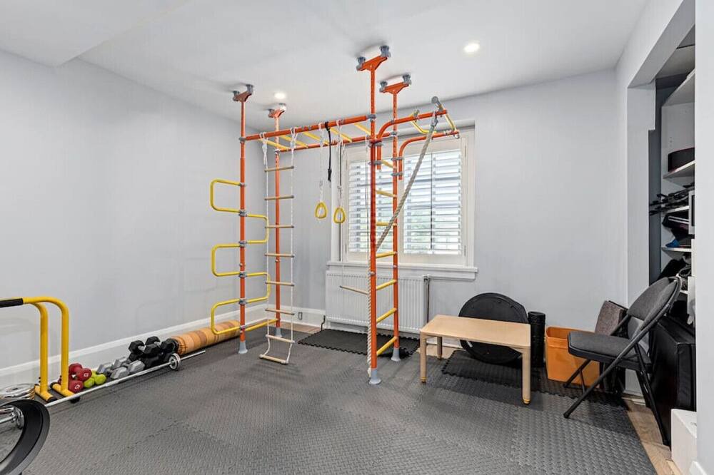 Photo of Bedroom in Humewood-Cedarvale