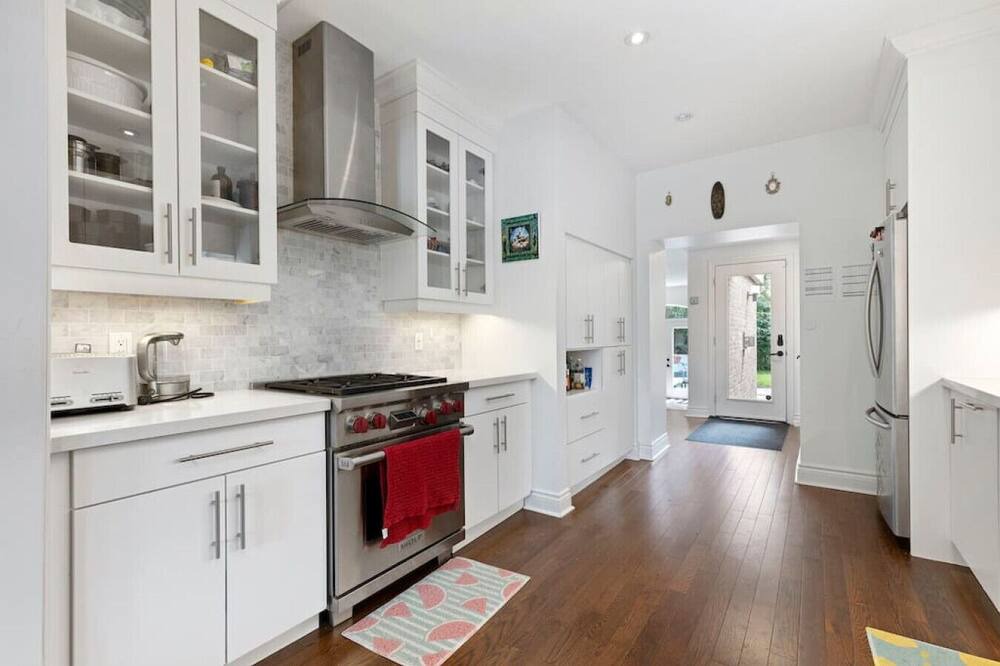 Photo of Others in Humewood-Cedarvale