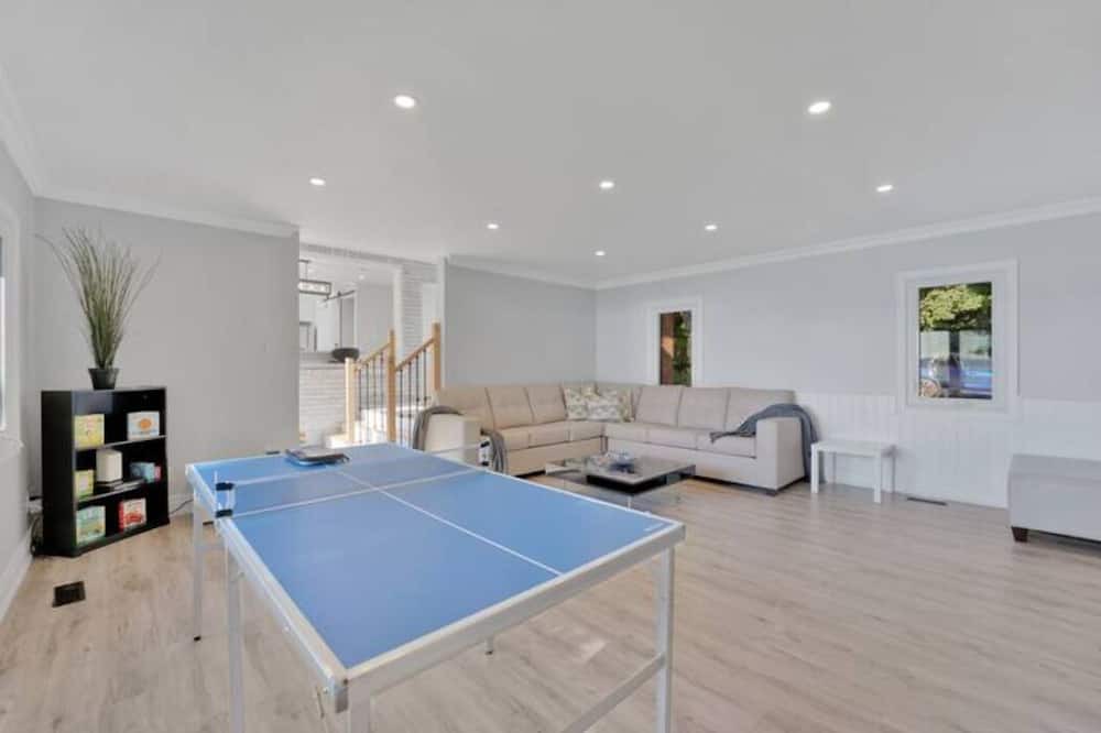Photo of Bedroom in North Kawartha