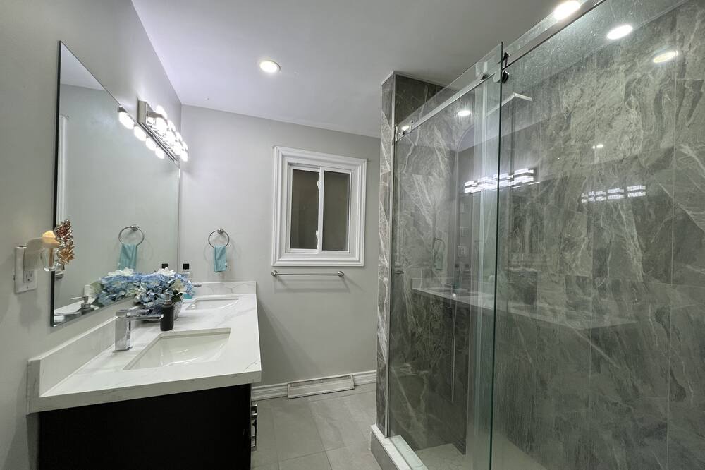 Photo of Bathroom in Grantham