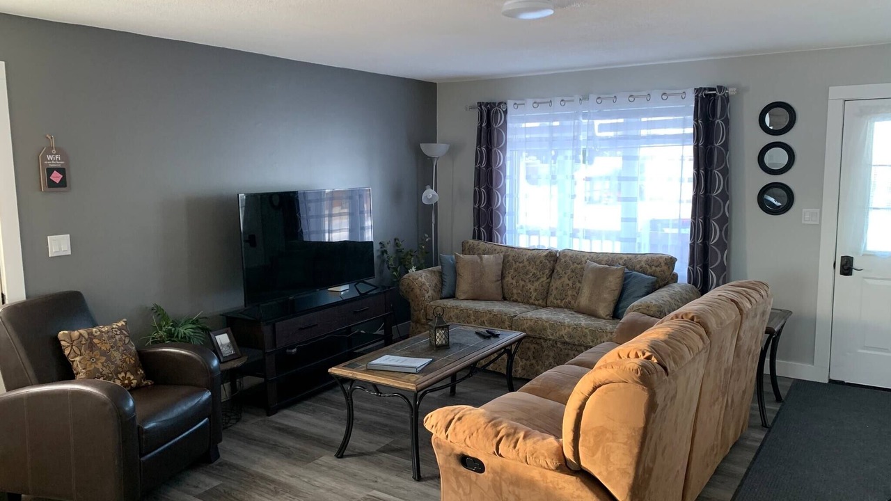 Photo of Livingroom in Cochrane