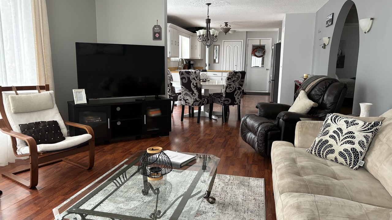 Photo of Livingroom in Cochrane