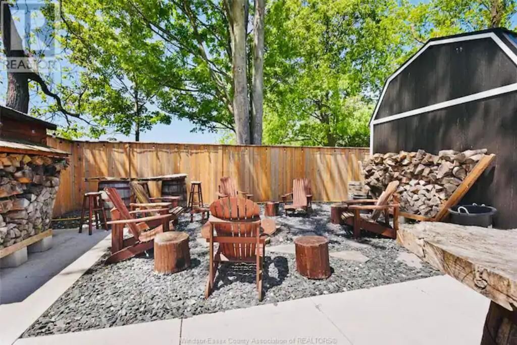 Photo of Outdoor in Lakeshore