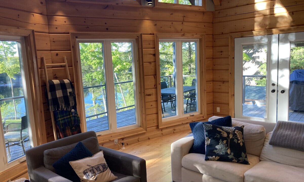 Photo of Livingroom in North Kawartha