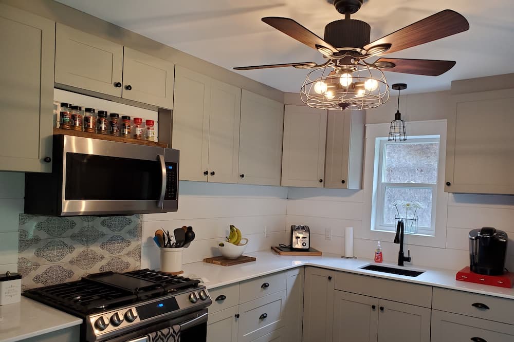 Photo of Kitchen in Havelock-Belmont-Methuen