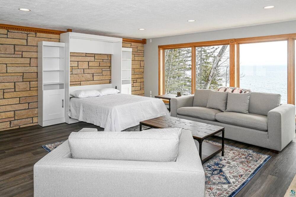 Photo of Livingroom in Two Harbors