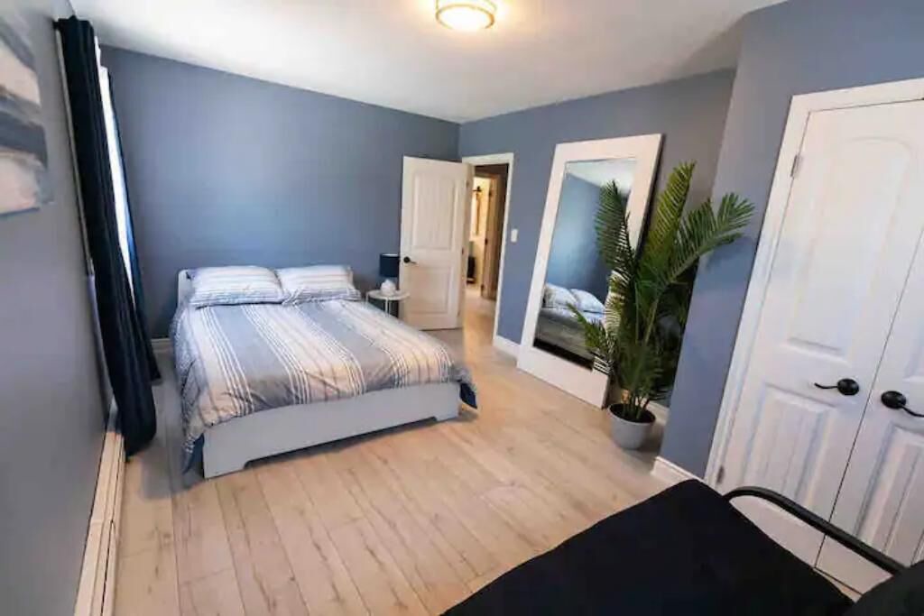 Photo of Bedroom in Bracebridge