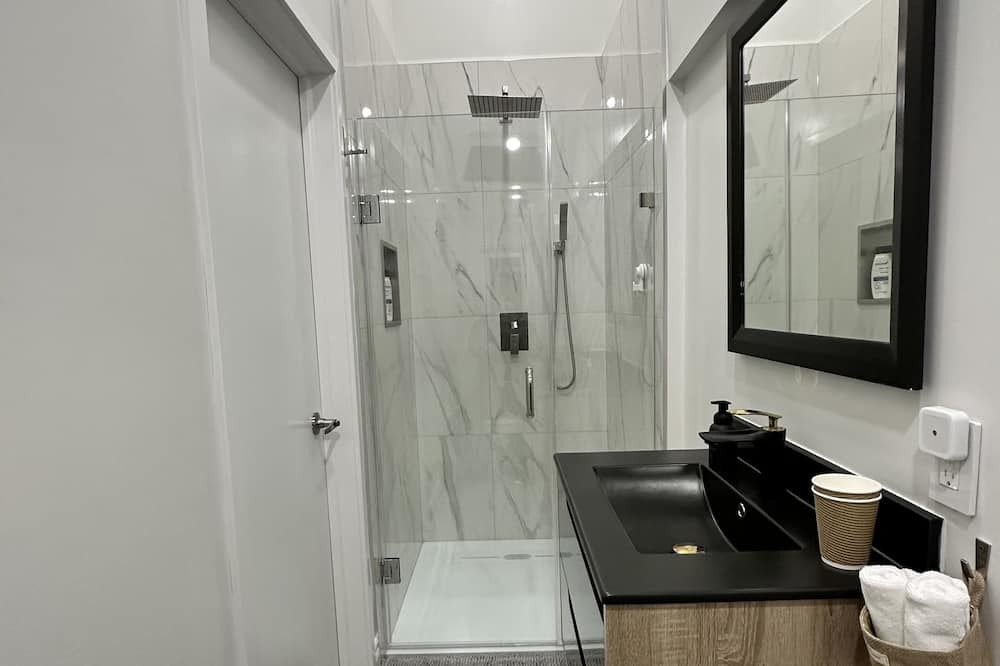 Photo of Bathroom in Innisfil