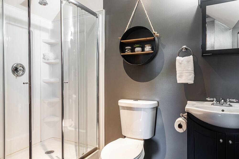 Photo of Bathroom in Perth East