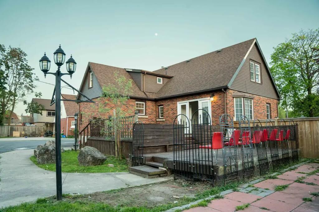 Photo of Outdoor in Welland