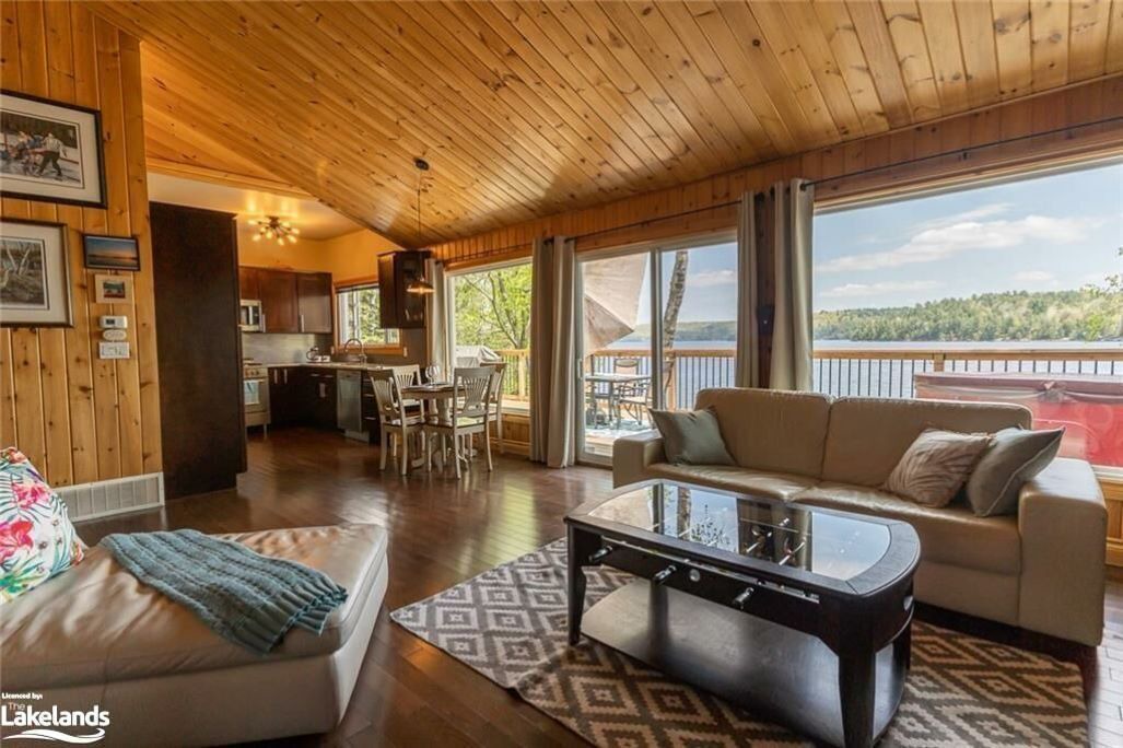 Photo of Livingroom in Dysart et al