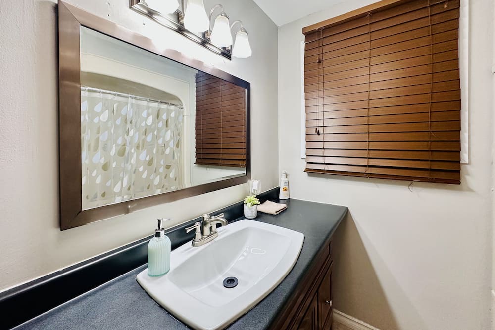 Photo of Bathroom in London