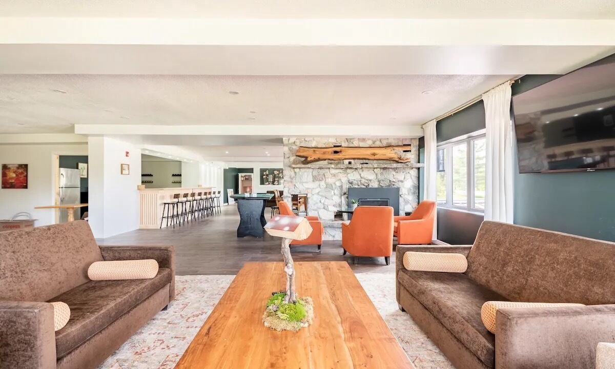 Photo of Livingroom in Havelock-Belmont-Methuen
