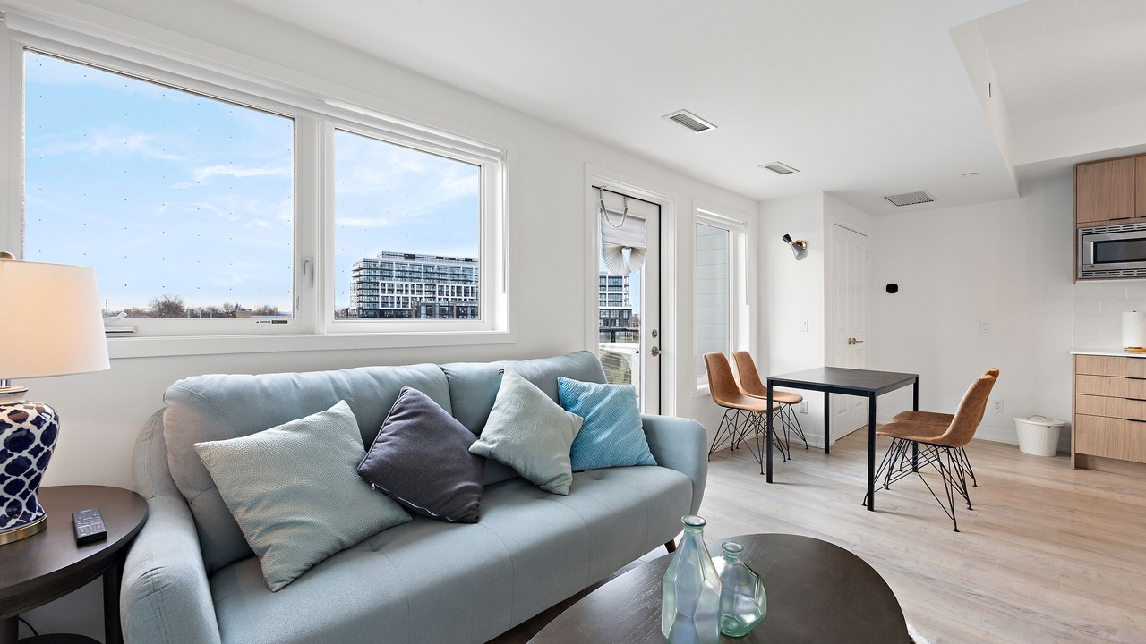 Photo of Livingroom in Downsview